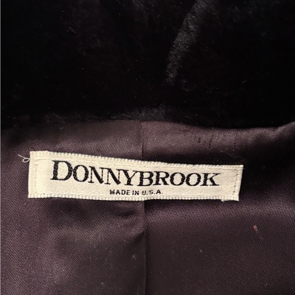 Vintage Donnybrook Faux Fur Black Jacket~Size Small - Picture 5 of 7